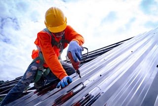 The Top 10 Benefits of Using Commercial Roofing Contractors