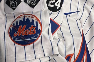 Met Honor Three Mets Legends with Jersey Patches