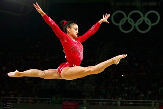 laurie hernandez on beam at the rio olympics