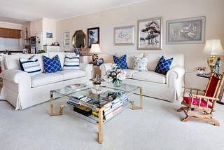 HOW TO CHOOSE A SOFA IN THE LIVING ROOM: PRACTICAL ADVICE