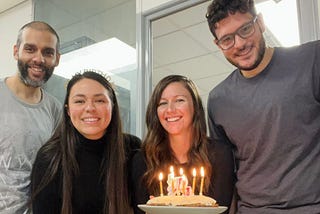 From left to right: Ran, Daf, Maria & Alex. We missed the rest of the team but we ate cake for them.