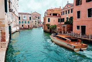 Visiting Venice: A Tour Through The City