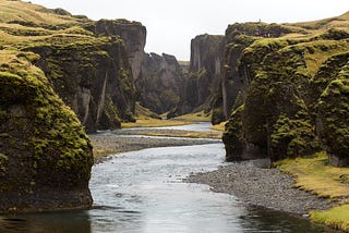 fjaðrárgljufur canyon