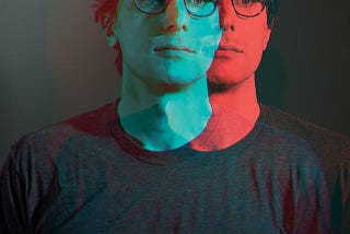 Dove si parla di Jonah Peretti di BuzzFeed, della chiocciola al MoMa e di Salvador Dalì