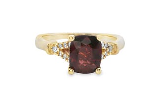 Elegant Garnet Ring