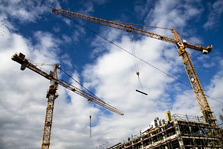 Choose Reliable Crane Rental Near Me