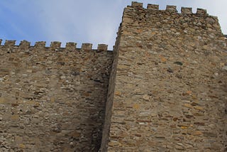 Aşağı Hisar surları