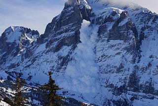 Avalanche Consensus — Does it Perform as Promised?