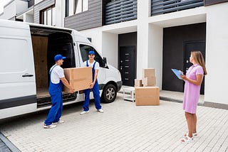“Advancements in Tech and Moving Services in India”