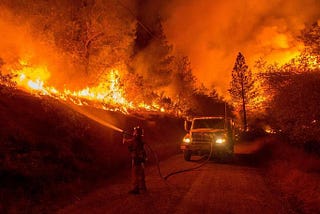 English Article: Climate Fires Rage in Western U.S.