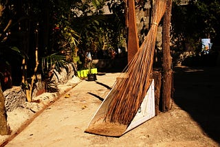 The #1 Best Coconut Broom In The Philippines!