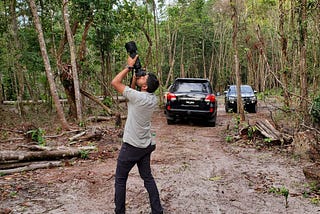 Photographing swallow-tailed kites in Guyana