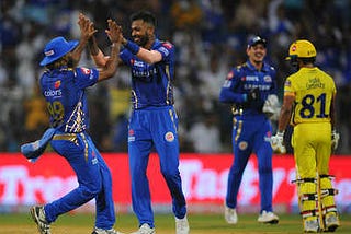 Hardik Pandya destroys CSK!