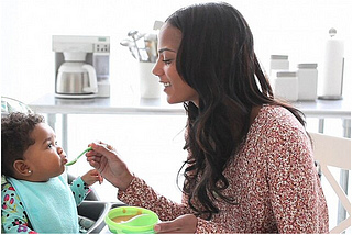 feeding your baby// introducing solid to baby