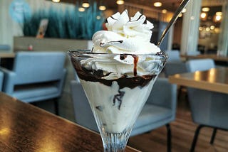 A hot fudge sundae.