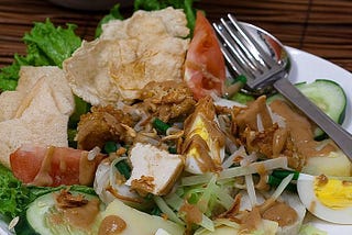 Ketoprak: Kuliner Legendaris Betawi yang Tetap Memikat Selera