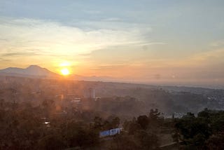Ingat, Puncak Gunung Bukan Tujuan Akhir!