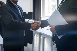 BENEFITS OF BUILDING BUSINESS RELATIONSHIPS