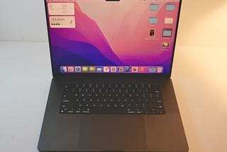 The Psychology of Owning a MacBook Pro