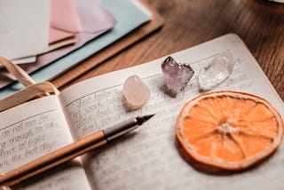 How the Daily Five-Minute Habit of Pride Journalling Can Increase Your Self Esteem