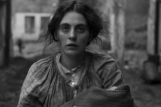 CUPEZZE DANESI: THE GIRL WITH THE NEEDLE