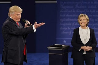 Las interrupciones de Donald Trump durante el debate, ¿un problema de género?