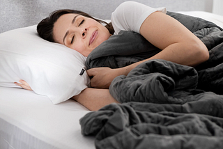 Easing Insomnia For Adults: Best Weighted Blanket Reviews