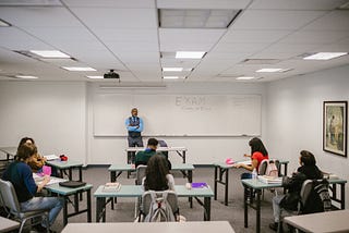 Marketing de educação: como atrair mais alunos com essa estratégia?
