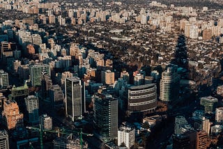 Dónde debiese haber un OxxO en Santiago. Según Welokat.