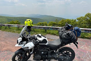 Philosophy on Two Wheels: Motorcycling and Instant Enlightenment