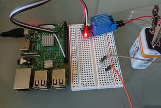 For beginners: Switch a light on with the payment of IOTAs using a Raspberry Pi