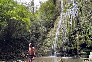 waterfall churron pas rural coliving