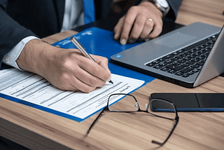 How Lawyers Use Skip Tracing