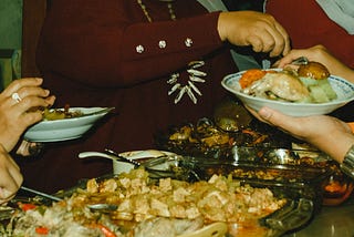 Opor ayam Ibu dan titik balik dari perayaan setahun sekali