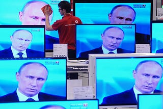 Artificial engagement in Russian popular media Between the Center and the rural