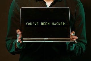 Top 9 Things to NEVER Do While Browsing the Dark Web