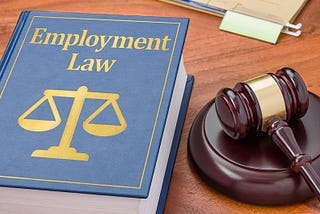 Why Every Employee Should Consider Hiring an Employment Lawyer Toronto