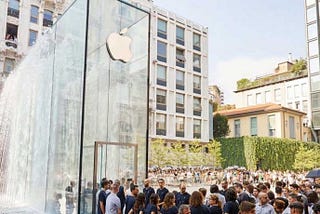 Apple shuts down all of its stores in Italy due to coronavirus pandemic