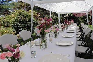 How to Use a Party Tent for Anniversaries