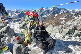 Conquering the Roof of the World: Do You Need a Guide for the Everest Three Passes Trek?