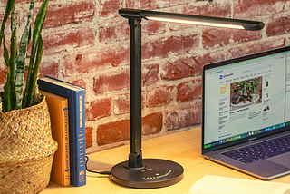 The Best LED Desk Lamp for Creators on a Budget