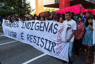 Le rôle des enjeux environnementaux dans la formation de la communauté globale autochtone