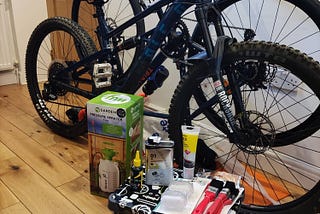 Clean bikes and cleaning kit