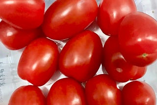 Nowsim: Little Midnight Tomatoes