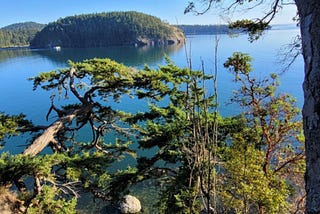 A beautiful image of Deception Pass taken from a cliff