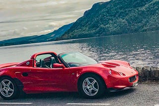 Lotus Elise: Let joy be (un)confined