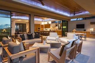 Hawaiian Haven: Nature and Luxury in Harmony| White Noise Design Studio