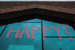 The Expat Dream vs. Reality: When Your Own Expectations Feel Like a Trap