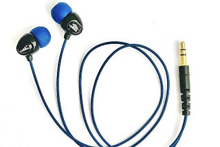 Best swimming headphones：H2O audio surge 2g waterproof headphones review