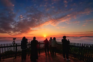 Due to being located in a valley basin in the northernmost part of Hiroshima Prefecture, Japan, Miyoshi has some of the best unkai or “sea of clouds” in all of Japan.